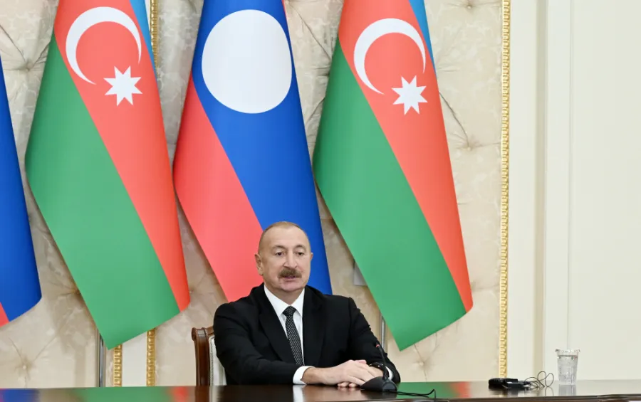 Prezidentlər mətbuata bəyanatlarla çıxış ediblər - FOTOLAR — 12