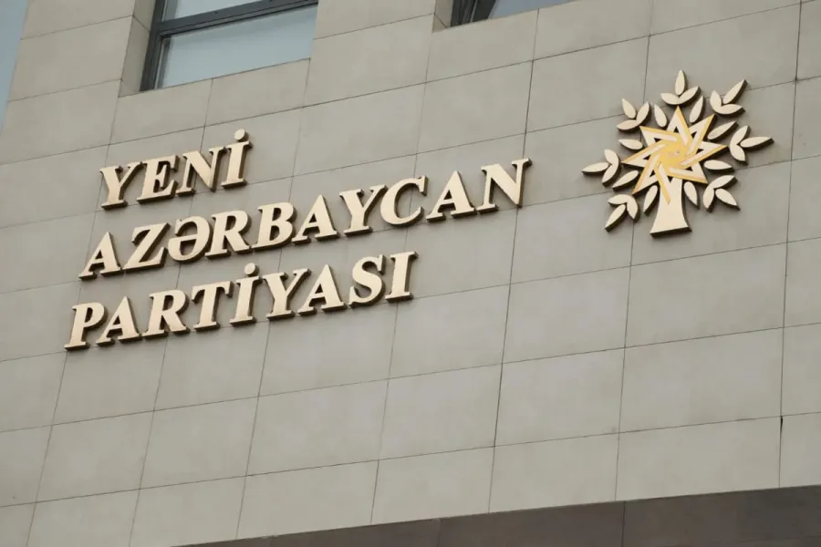 Ərdoğanın müşavirinə YAP-dan etiraz