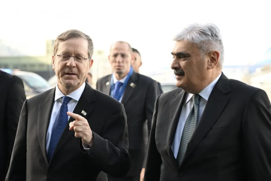 Israeli President Isaac Herzog arrives in Azerbaijan — 2