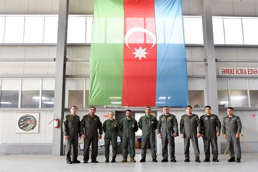 Bir qrup italiyalı hərbçi Azərbaycana gəldi - FOTOLAR — 6