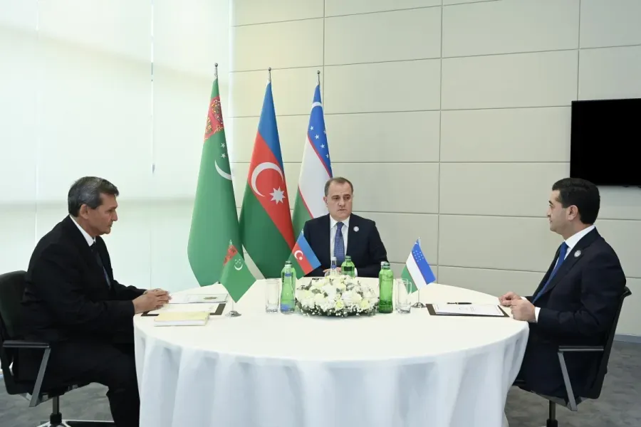 Trilateral meeting of foreign ministers held in Baku – Photos