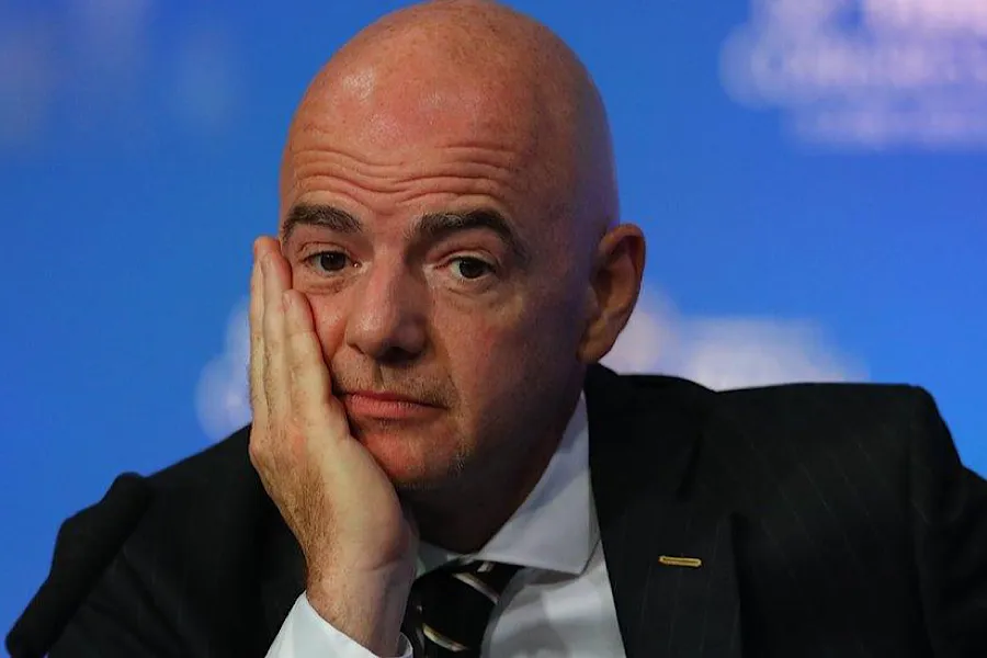 Dünya çempionatı ilə bağlı qalmaqal: FIFA prezidentinə açıq XƏBƏRDARLIQ