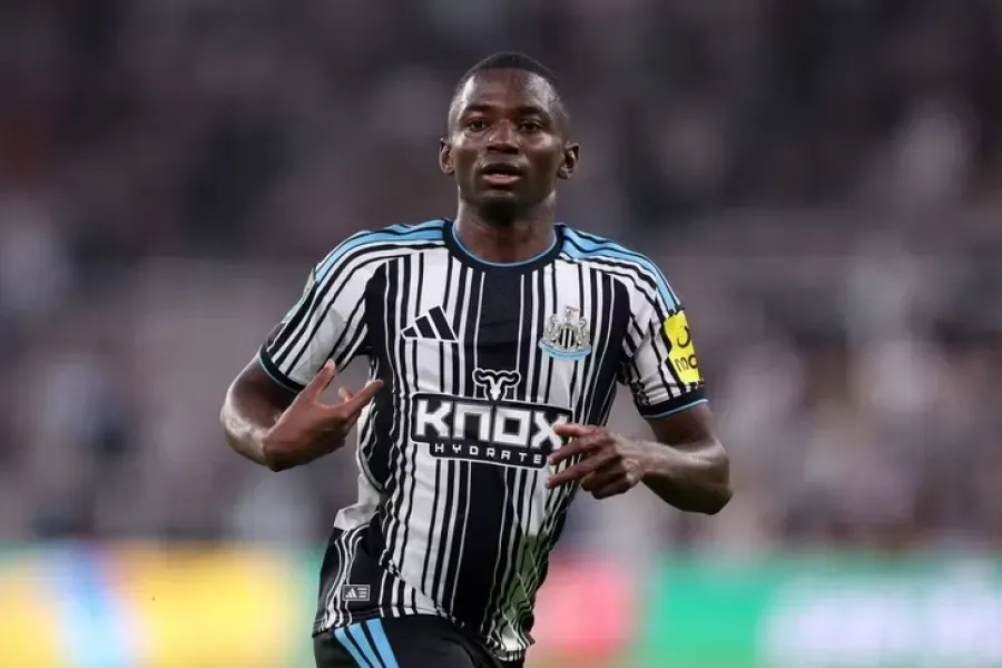 Intense battle for €50 million talent: Newcastle shuts the door!