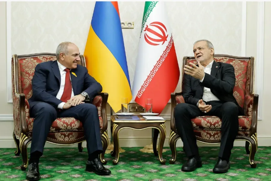 Pashinyan and Pezeshkian meet in Yerevan