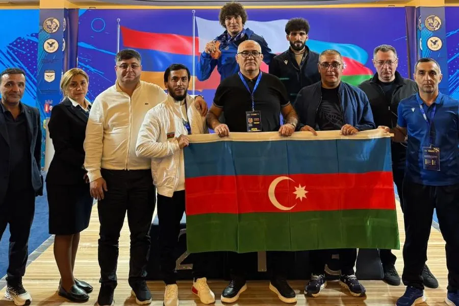 Azərbaycan ağırlıqqaldıranı Avropa birinciliyində 3 medal qazandı