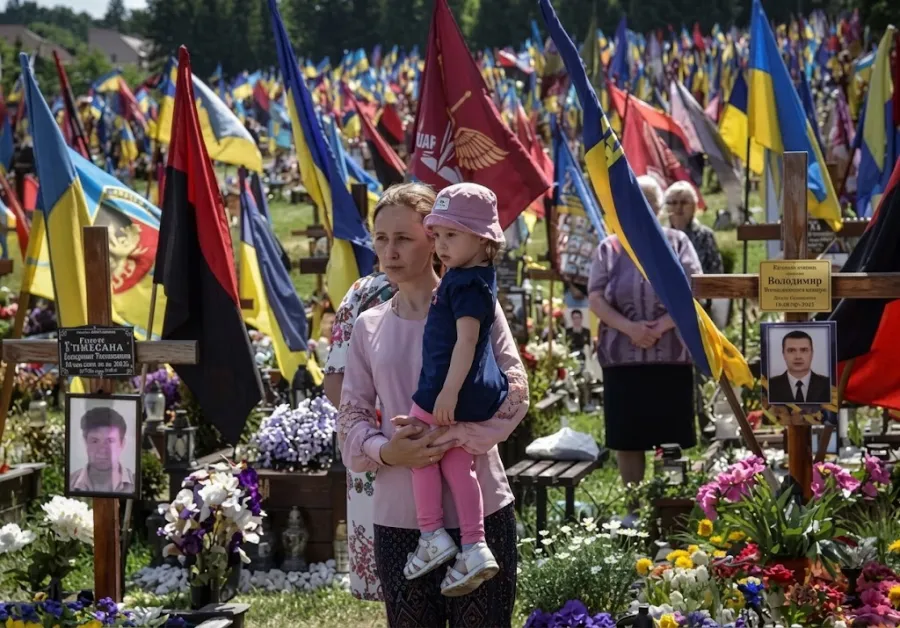 Война отнимает детство у Украины — Зеленский