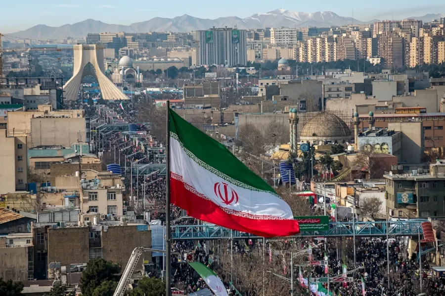 Breaking: Government buildings reportedly evacuated in Iran