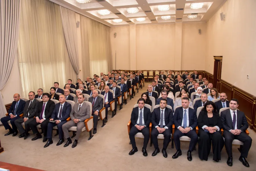 Yeni icraçı direktor kollektivə təqdim edildi - FOTOLAR — 2