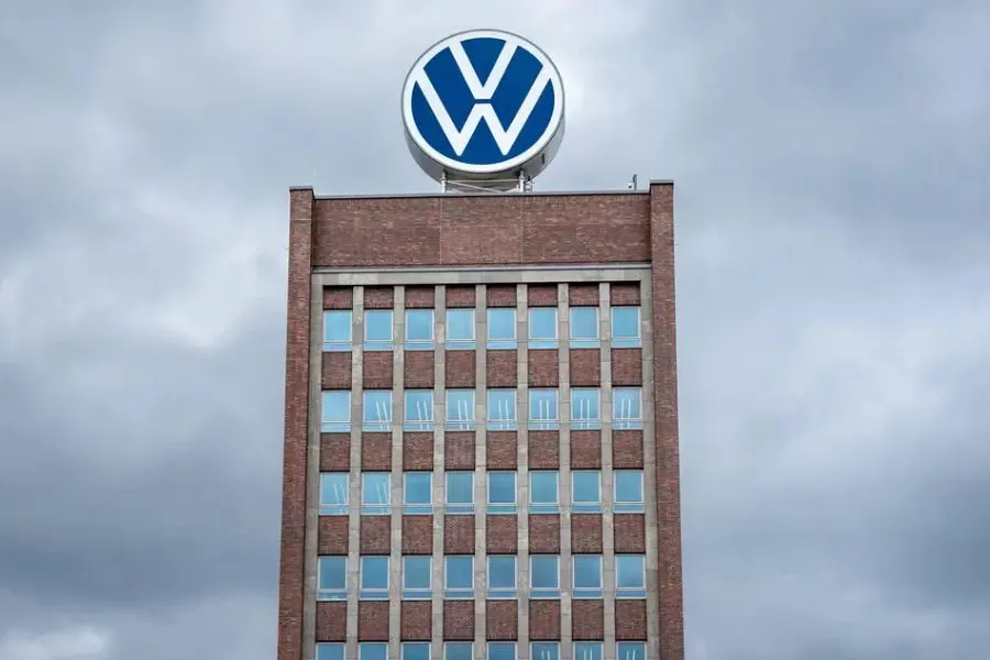 “Volkswagen” daha 12 min iş yerini ixtisar edə bilər