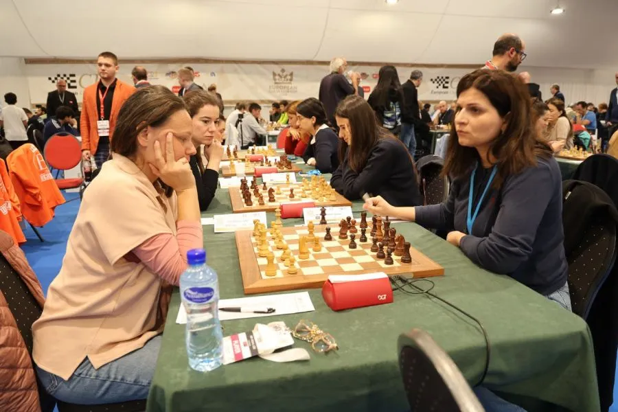 Şahmatçılarımız Avropa Klub Kubokunda 2 medal qazandı