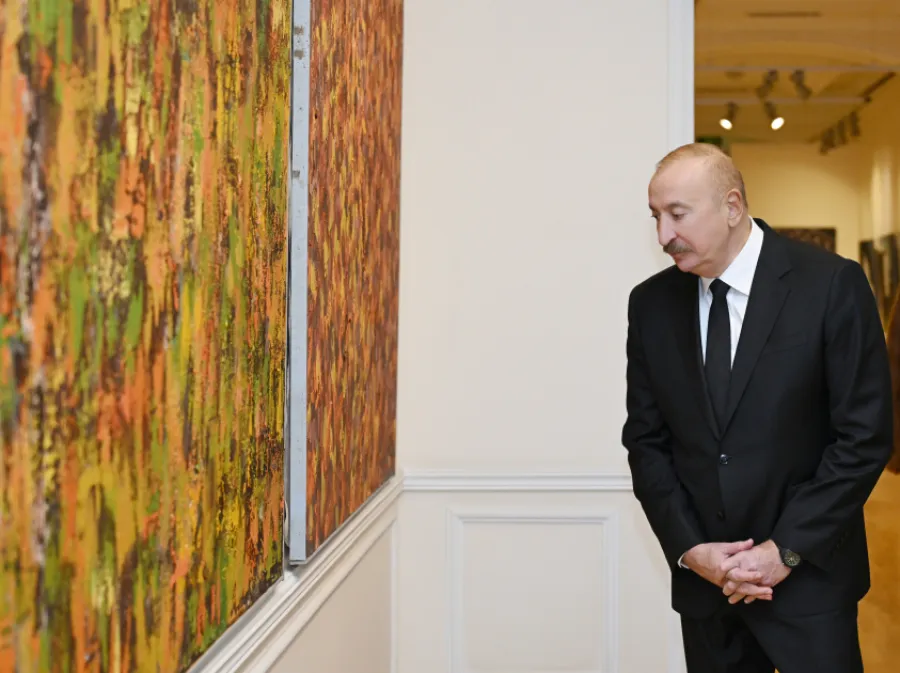 Prezident və ailəsi sərgidə - FOTOLAR — 4