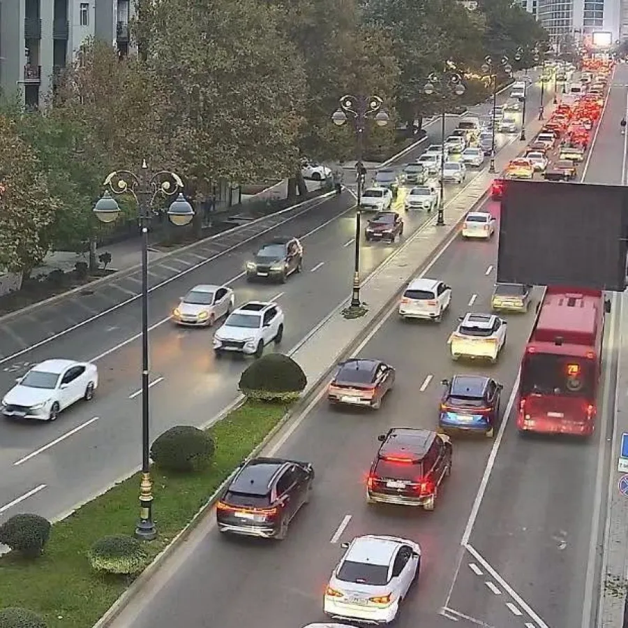 Bakıda tıxac olan küçə və prospektlər AÇIQLANDI — 1