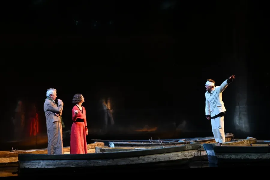 Bakıda möhtəşəm teatr gecəsi – Mehriban Əliyeva və ailə üzvləri tamaşada — 1