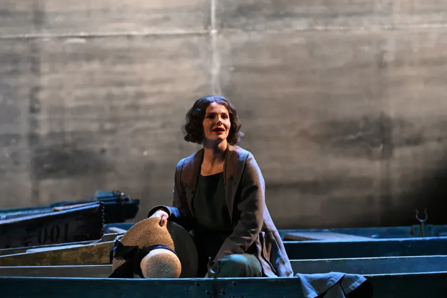 Bakıda möhtəşəm teatr gecəsi – Mehriban Əliyeva və ailə üzvləri tamaşada — 3
