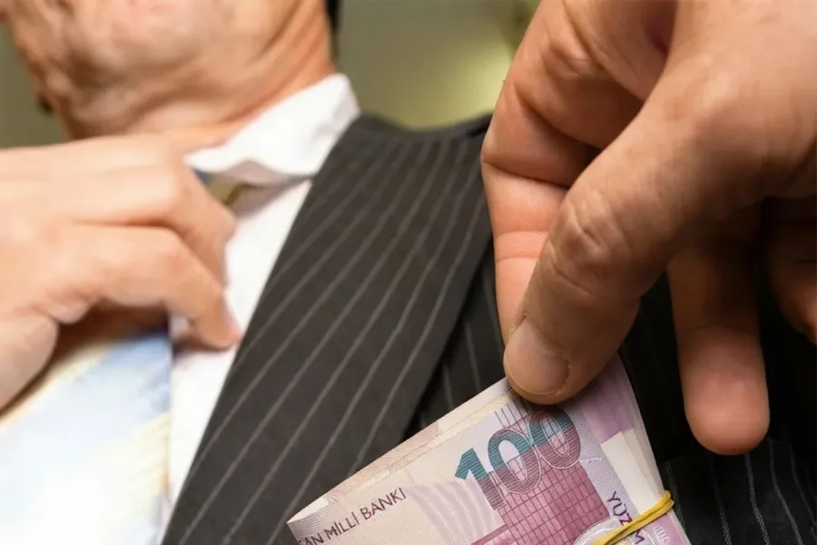 Korrupsiya barədə məlumat verənlərə pul mükafatı veriləcək