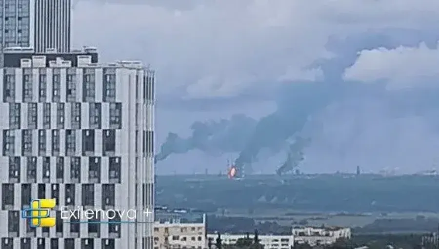 Ukrayna Ufada daha bir Rusiya neft zavodunu vurdu - VİDEO 