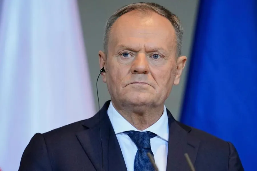 Polşada prezidentlə baş nazir üz-üzə: Tusk kompromisi rədd etdi
